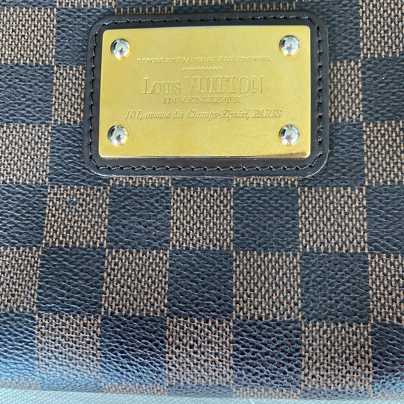 Louis Vuitton Eva Damier - Picture 4 of 16